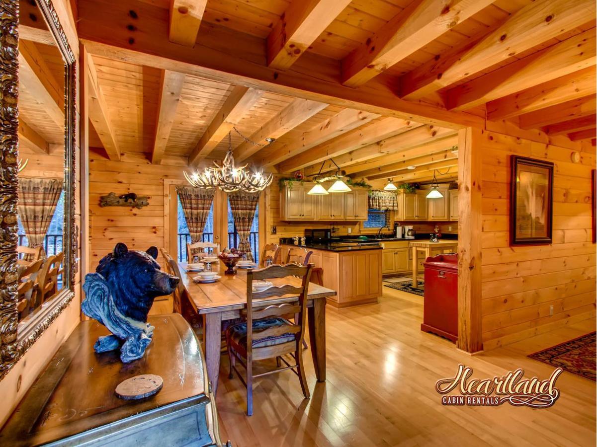 Bear Hug Villa Gatlinburg Exterior photo